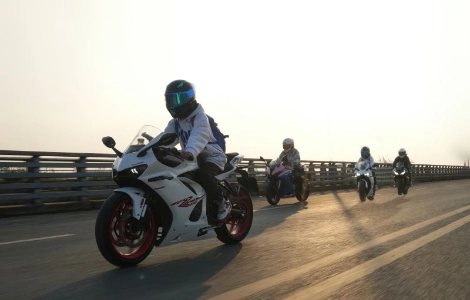 حلول الصوت للخوذات الكاملة: كيف تُعيد OHMIEX تعريف تجربة ركوب الدراجات المتصلة للعلامات التجارية والراكبين